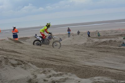 Beach Cross D7-19_152 (1024x768).JPG