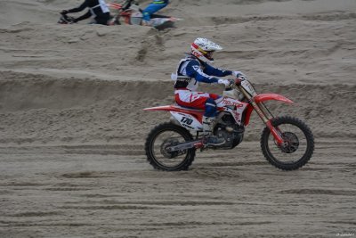 Beach Cross D7-19_164 (1024x768).JPG