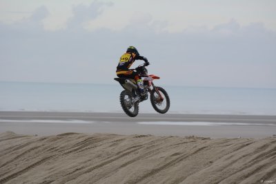 Beach Cross D7-19_165 (1024x768).JPG