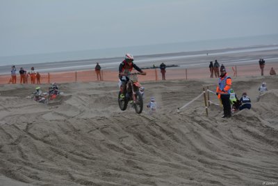 Beach Cross D7-19_169 (1024x768).JPG