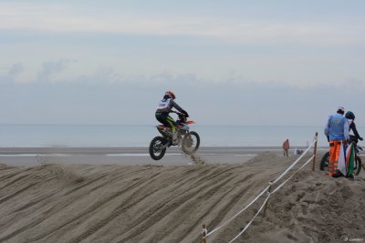 Beach Cross D7-19_171 (1024x768).JPG
