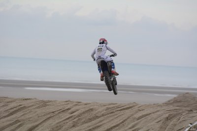 Beach Cross D7-19_180 (1024x768).JPG