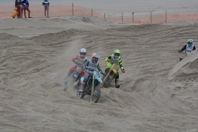 Beach Cross D7-19_199 (1024x768).JPG