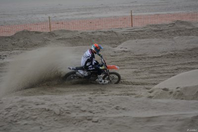 Beach Cross D7-19_202 (1024x768).JPG