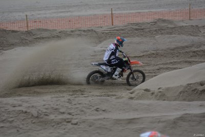 Beach Cross D7-19_203 (1024x768).JPG