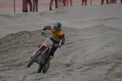 Beach Cross D7-19_210 (1024x768).JPG