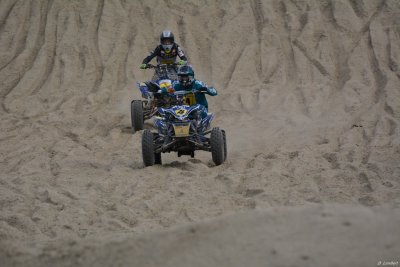 Beach Cross D7-19_250 (1024x768).JPG