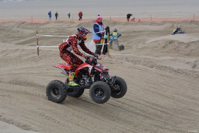 Beach Cross D7-19_337 (1024x768).JPG