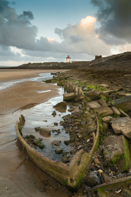 16 - The Wreck and the Lighthouse
