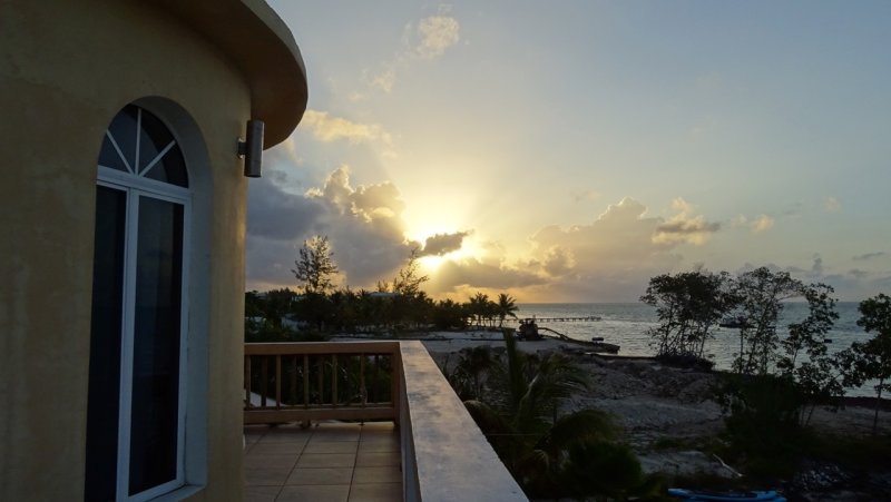 Villa Mandevilla Sunrise