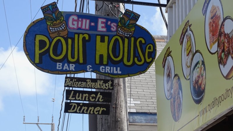 Pour House Bar & Grill