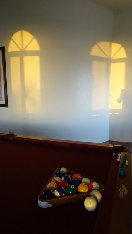 Villa Mandevilla Pool Table