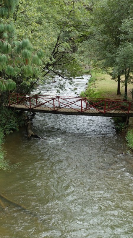 Mandraka Park bridge along National Road 2