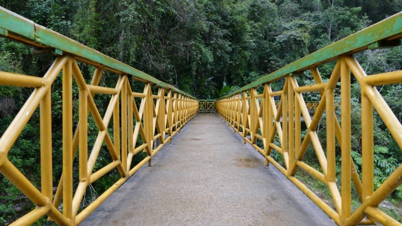 Namorona River Pedestrian Bridge