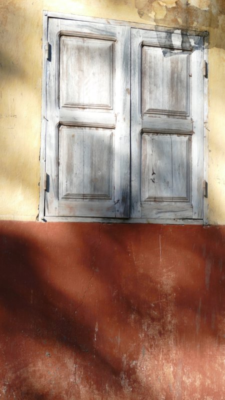 Nosy Sakatia Window