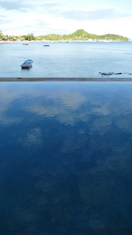 L'heure Bleue Infinity Pool