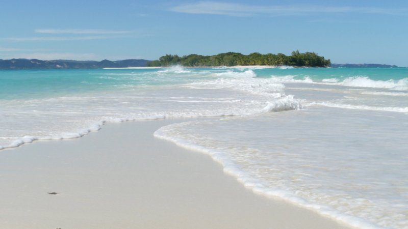 Nosy Iranja beach