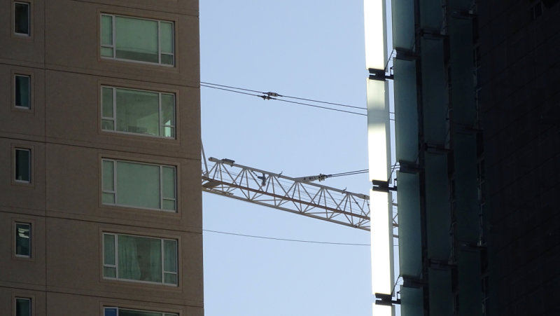 Mid-Market Crane