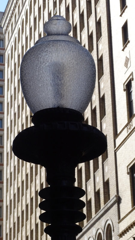 Sutter Street Street Light