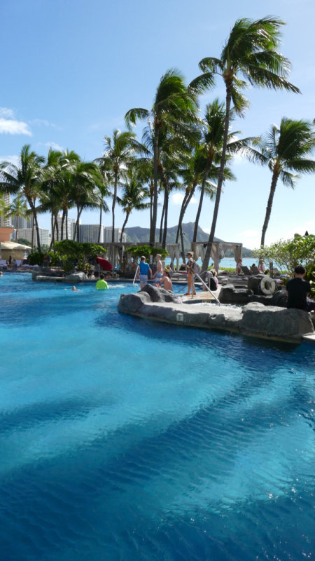 Sheraton Waikiki Pool