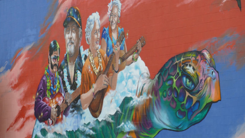 Mural in the town of Kahaluʻu