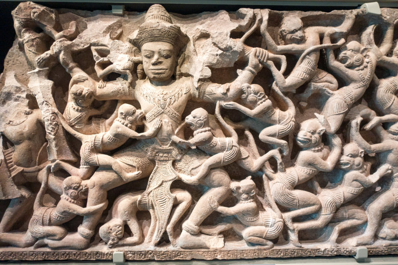 Kumbhakarna Battles the Monkeys