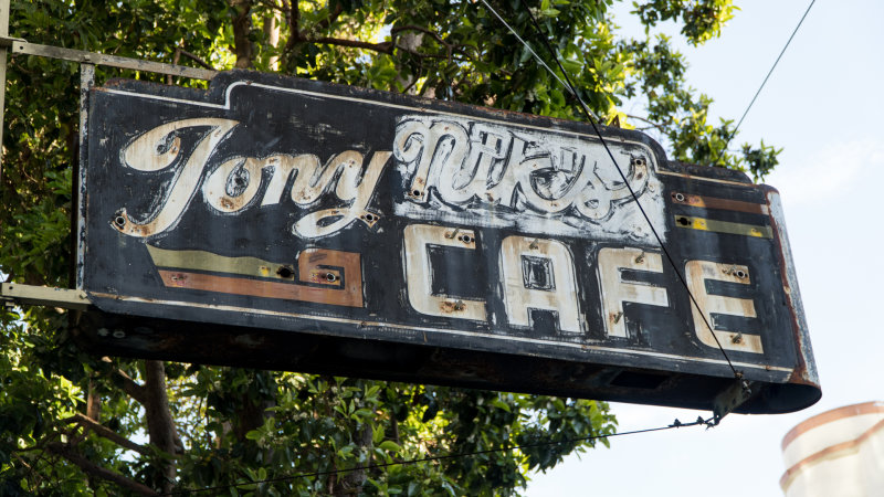 Tony Nik's Cafe