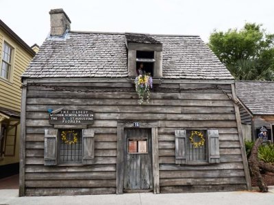 Oldest School House