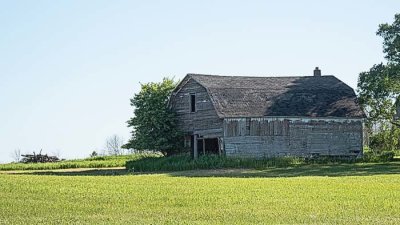 Old Barn-1023810.jpg