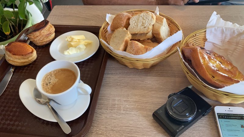 Breakfast in Grand-Bourg