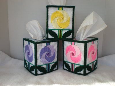 Pinwheel Flower Tissue Box