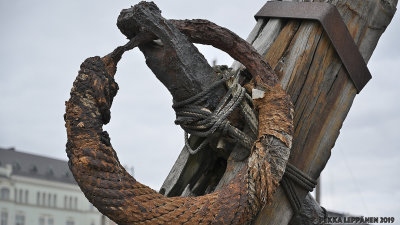Where does the time go? / Old anchor