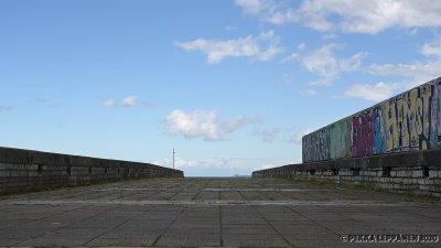 Linnahall / Graffiti with a sea view