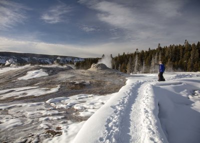 2N9A0239 Yellowstone Old Faithful trail.jpg