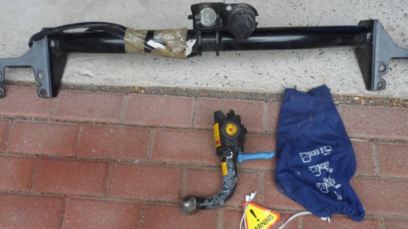 850 trailer hitch.jpg