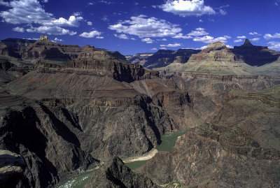 Grand Canyon Series overlies the Vishnu Group in a non-conformity relationship, Grand Canyon National Park, AZ
