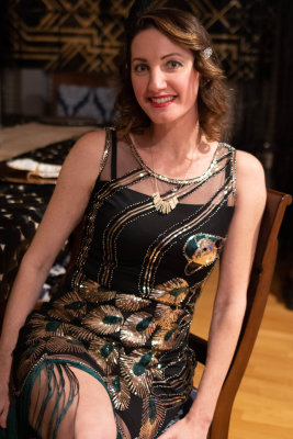 Little known cocktail waitress, singer wannabee