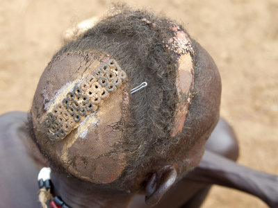 Head decoration of Dasanetch man