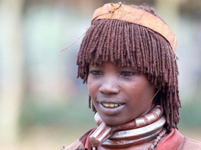 Hamar woman at bull jump