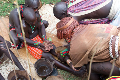The coffee ceremony at a bull jump