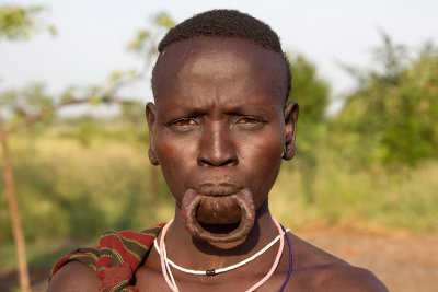 Mursi woman