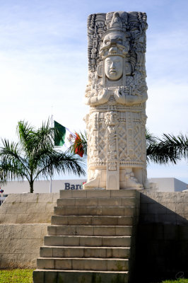 Maya Statue on the Drive