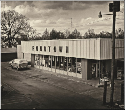 Foodtown Grocery Store