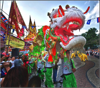 Dancing Dragon