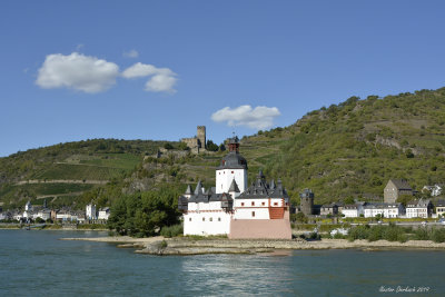    Near Koblenz Germany   / Alternate view from other posting