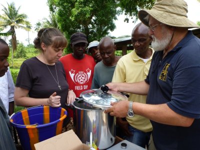 Liberia - canning class