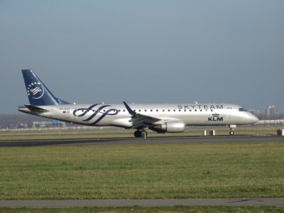 PH-EZX KLM Cityhopper Embraer ERJ-190STD (ERJ-190-100) - MSN 19000545