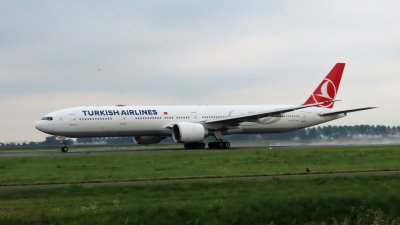 TC-LKC Turkish Airlines Boeing 777-300ER - MSN 42097
