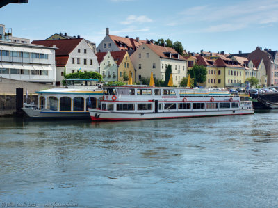 Boats moored on Donau