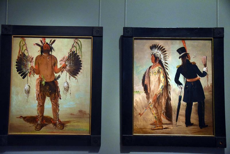 Mah-t-he-ha, Old Bear, a Medicine Man (1832), Wi-jn-jon Pigeons Egg Head returning from Wash. (1837-1839) - G. Catlin - 5094